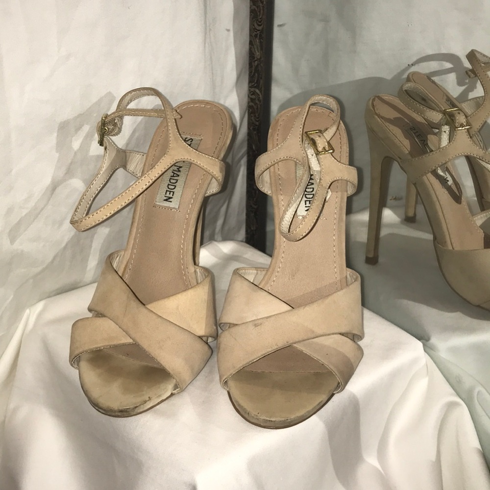 Open-Toed Beige Steve Madden Size 5